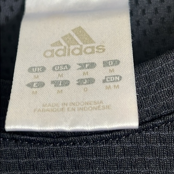 Adidas Clima 365 men’s size medium navy yellow athletic shirt. - Picture 3 of 10